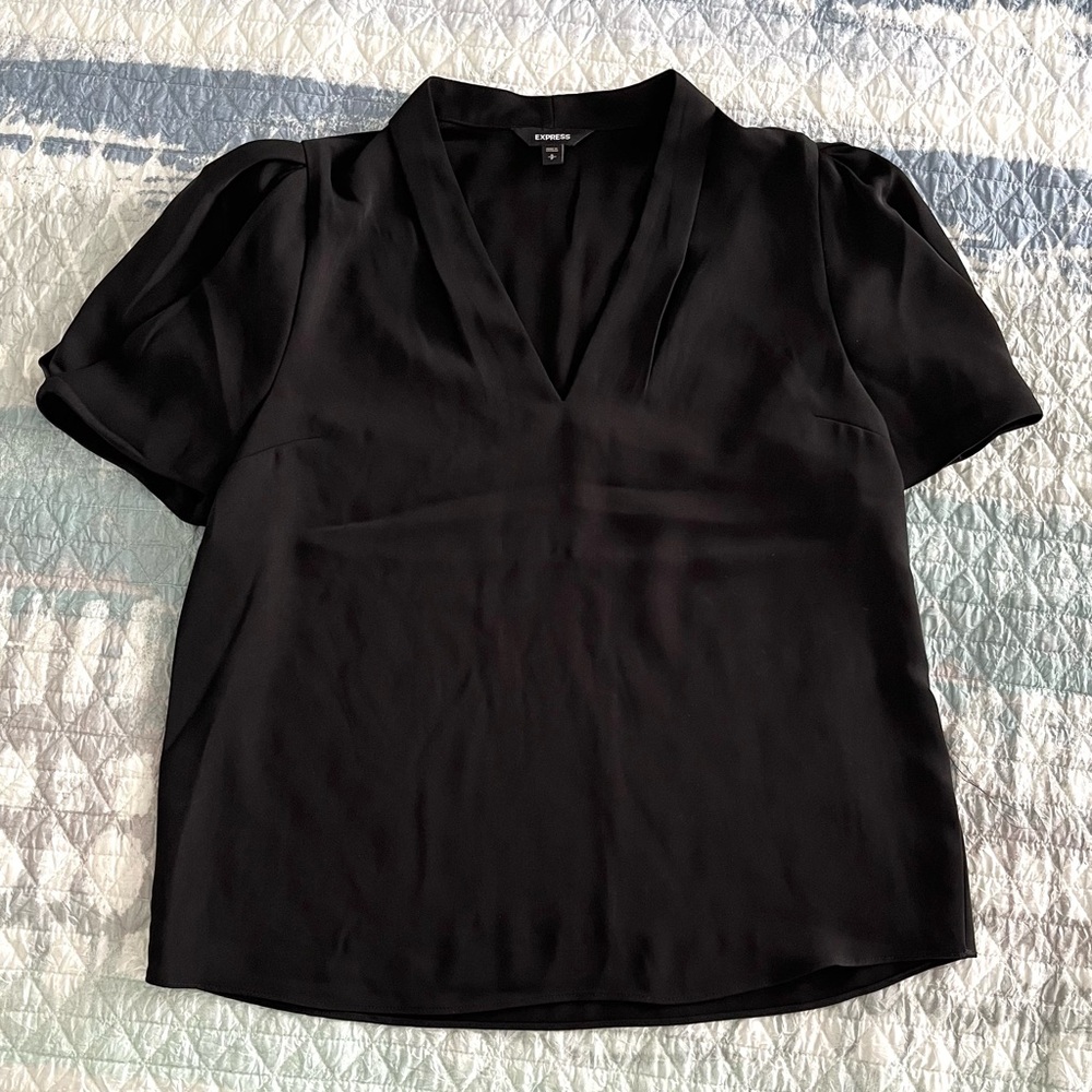 EXPRESS Black Puff Sleeve Top
